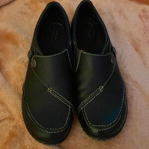 Women’s Clarks slip on shoe